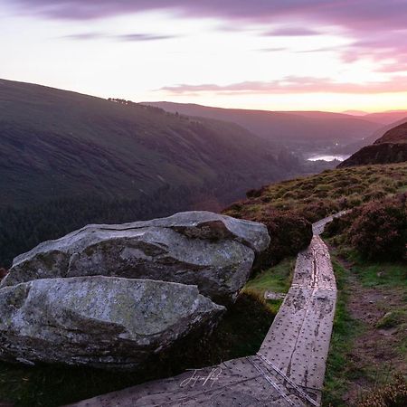 Glendalough International Youth Hostel Laragh Exterior foto