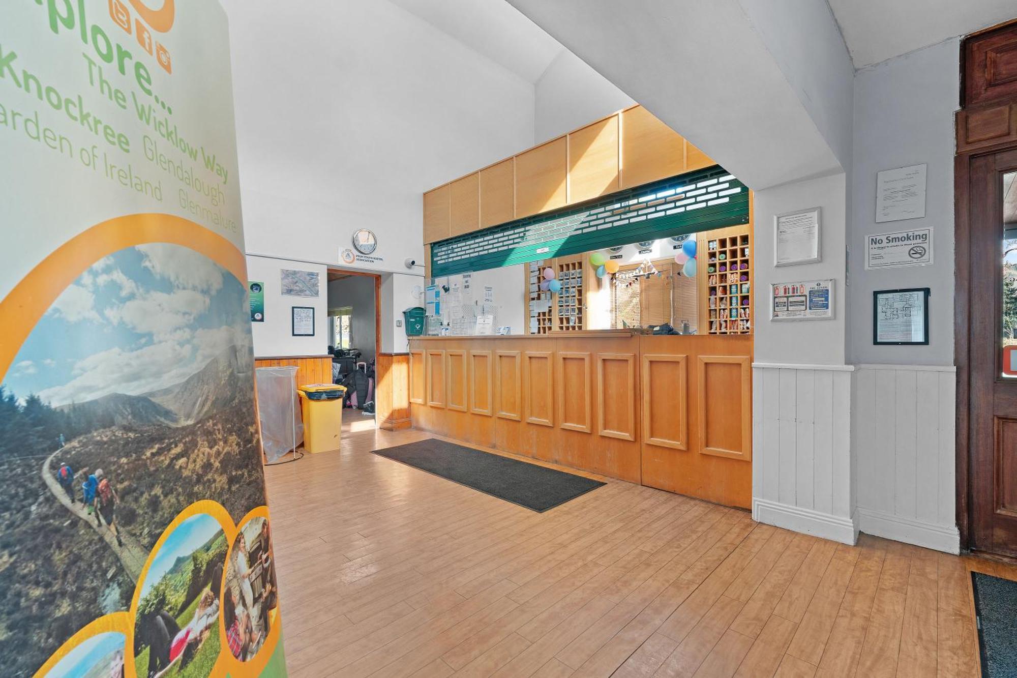 Glendalough International Youth Hostel Laragh Exterior foto